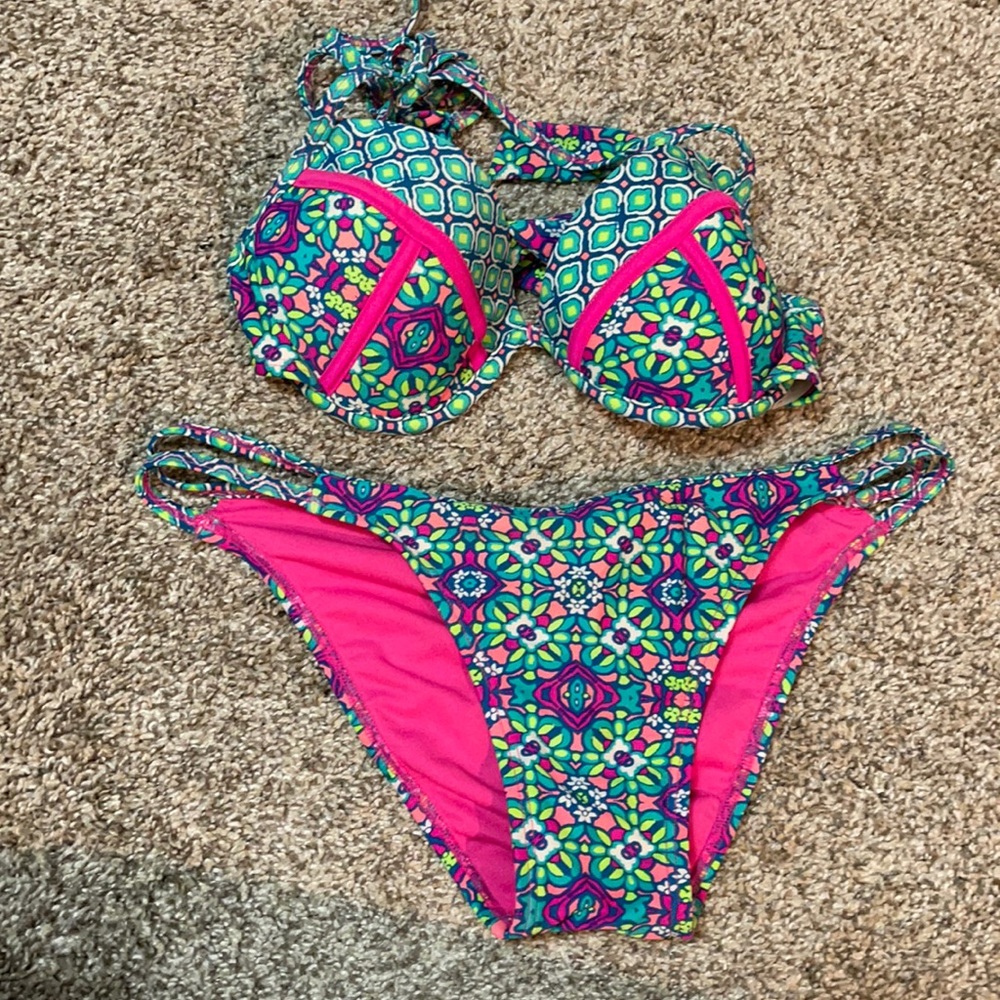 Bathing suit